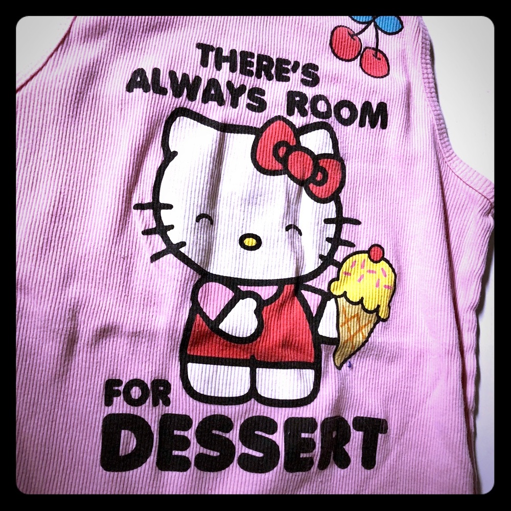 Hello Kitty Tank Top 🍒